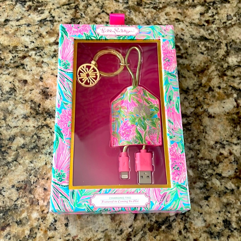 Lilly Pulitzer Charging Tag (New in Box-Never used)